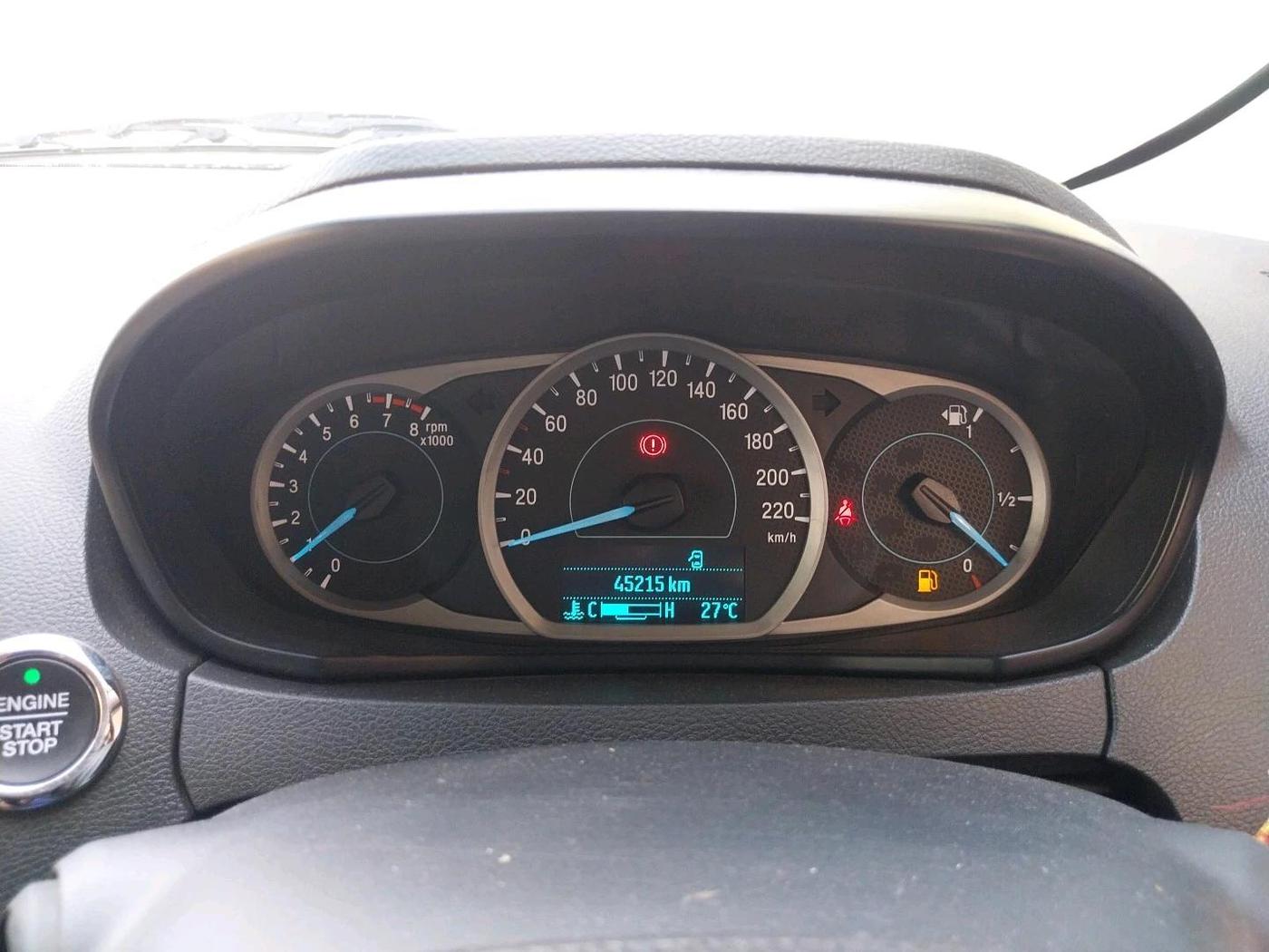 2020 Ford New Figo TITANIUM 1.2 PETROL MT, Petrol, Manual, 45,215 km, interior