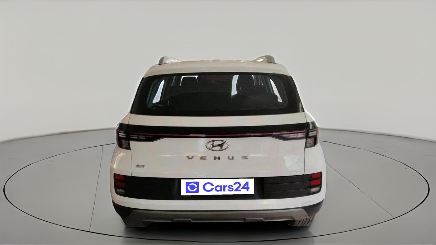 2024 Hyundai VENUE SX 1.2 PETROL, Petrol, Manual, 77,395 km, exterior