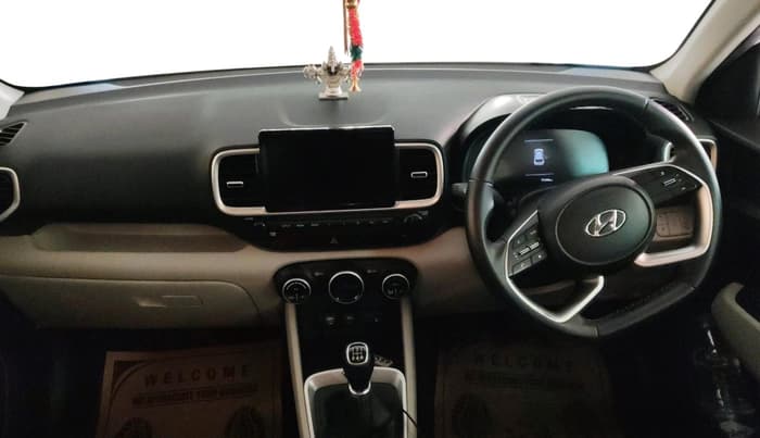 2024 Hyundai VENUE SX 1.2 PETROL, Petrol, Manual, 77,395 km, interior