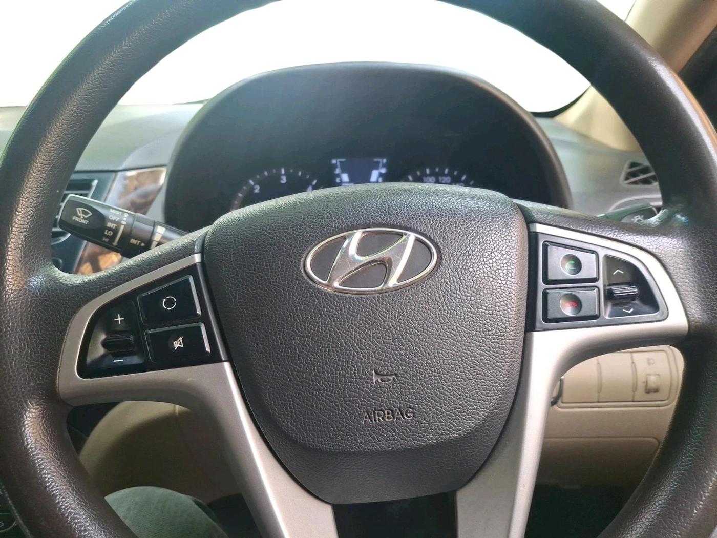 2015 Hyundai Verna 1.6 CRDI SX, Diesel, Manual, 1,26,265 km, interior