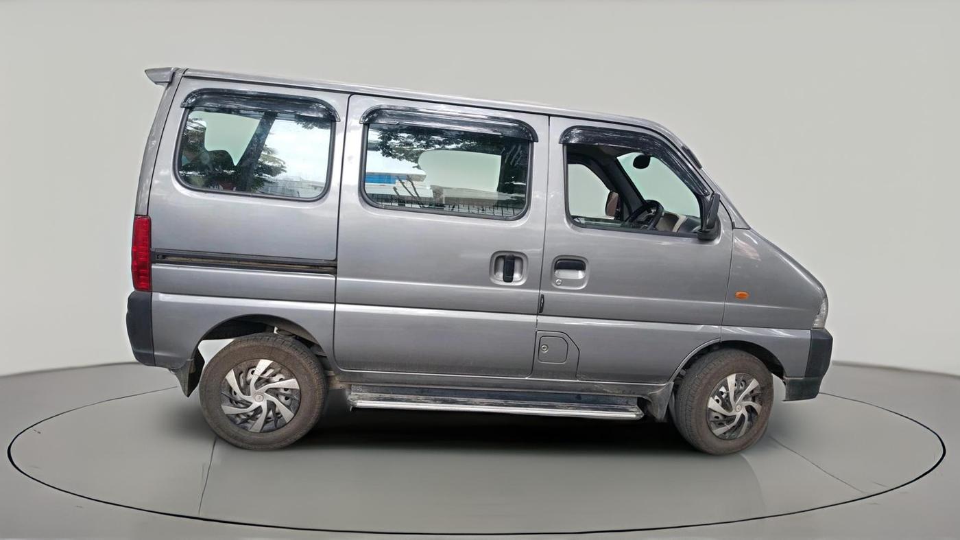 2024 Maruti Eeco 7 STR STD 1.2, Petrol, Manual, 8,279 km, exterior