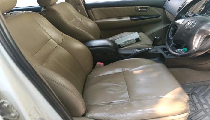 2014 Toyota Fortuner 3.0 4X2 AT, Diesel, Automatic, 1,93,324 km, interior