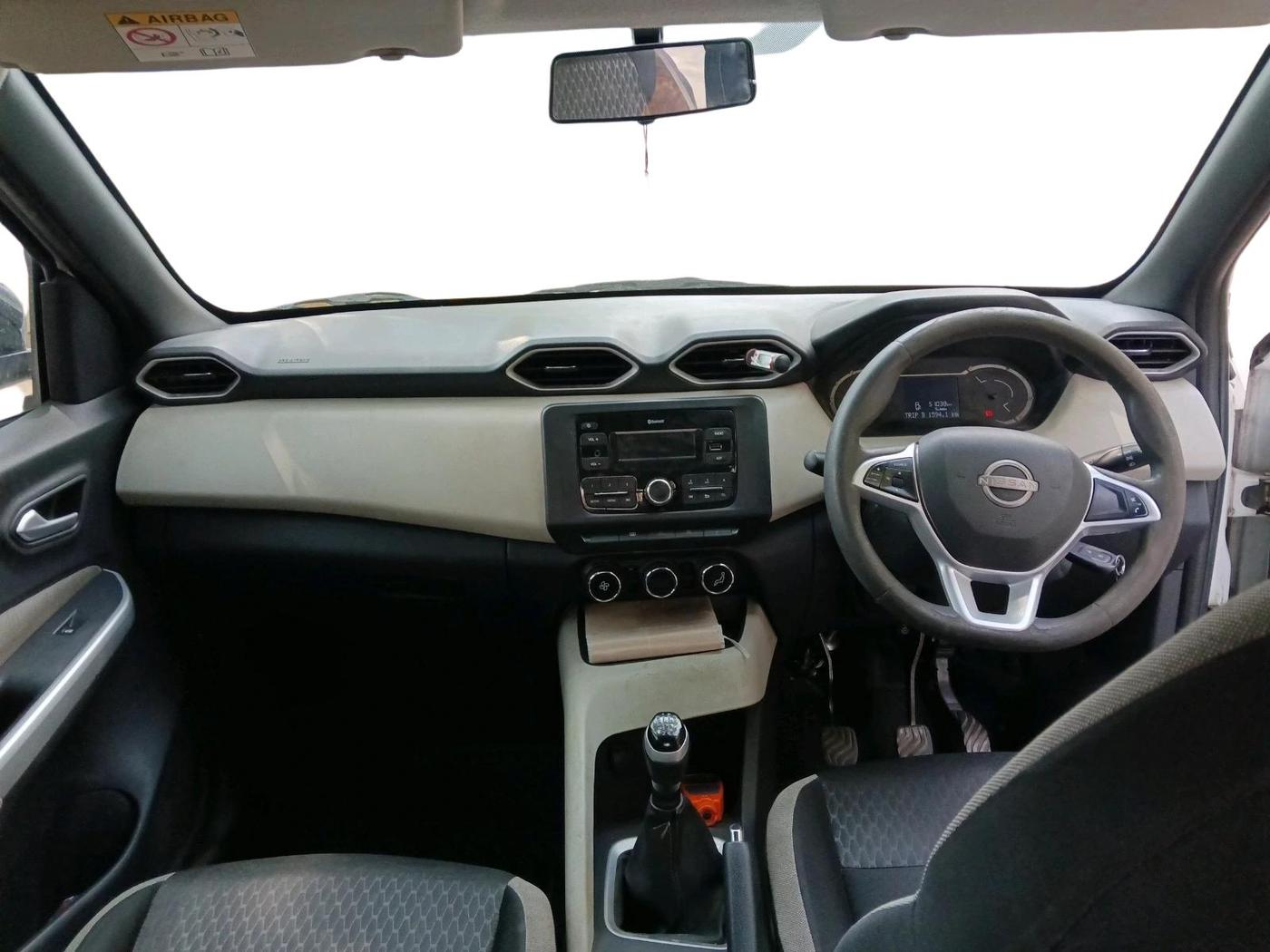 2022 Nissan MAGNITE XV EXECUTIVE, Petrol, Manual, 51,038 km, interior