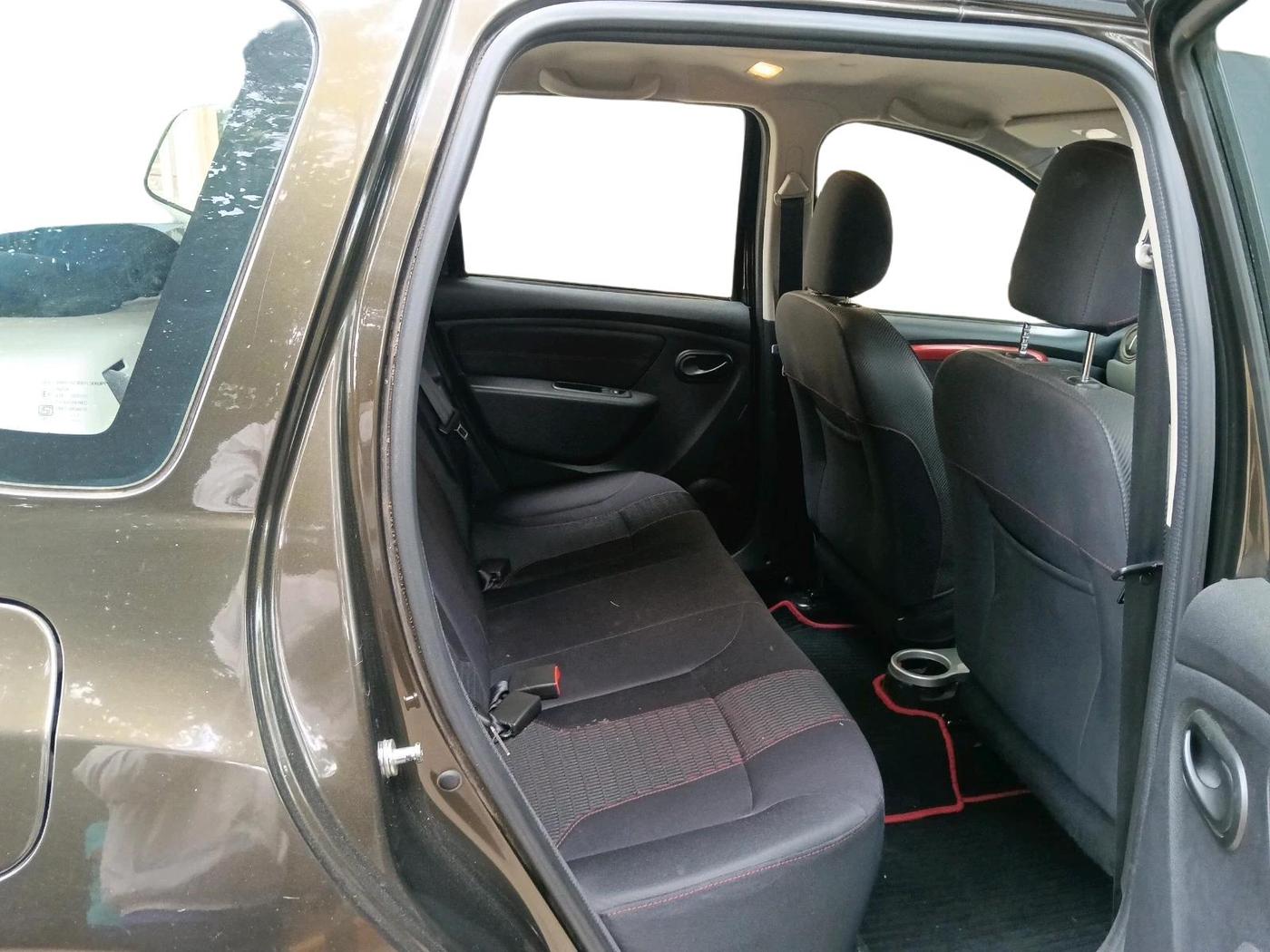 2017 Renault Duster RXS CVT, Petrol, Automatic, 33,811 km, interior