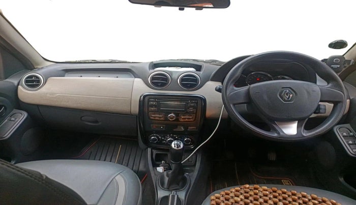 2014 Renault Duster 85 PS RXL DIESEL, Diesel, Manual, 91,287 km, interior