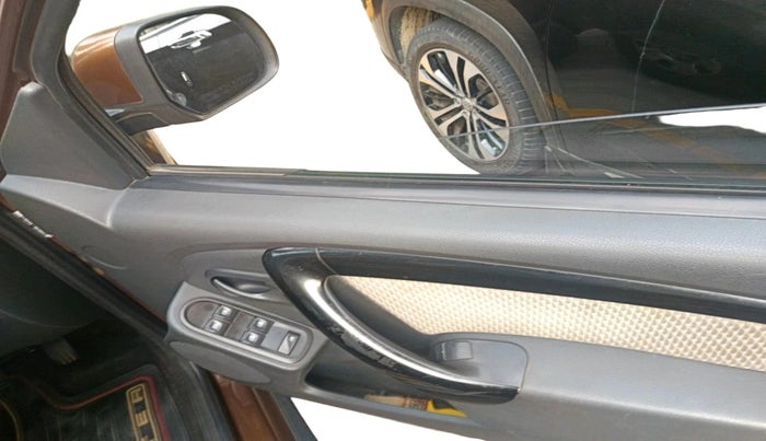 2014 Renault Duster 85 PS RXL DIESEL, Diesel, Manual, 91,287 km, interior