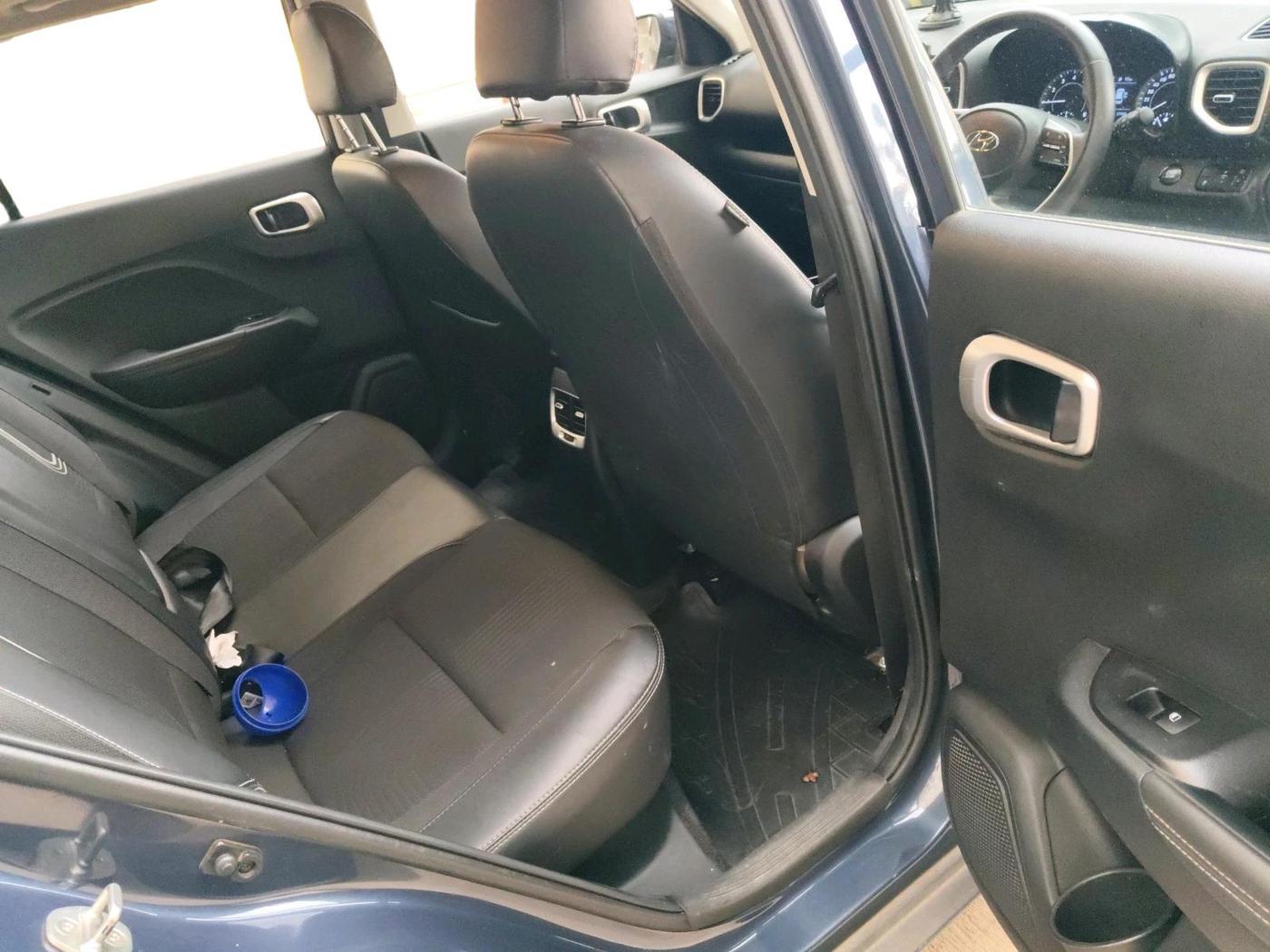 2022 Hyundai VENUE SX 1.0 (O) TURBO IMT, Petrol, Manual, 27,747 km, interior