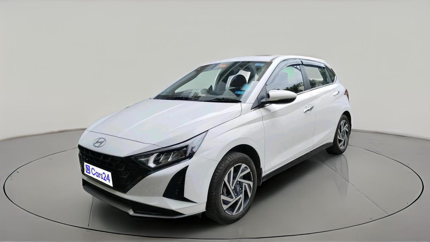2024 Hyundai NEW I20 ASTA 1.2 MT, Petrol, Manual, 30,214 km, exterior