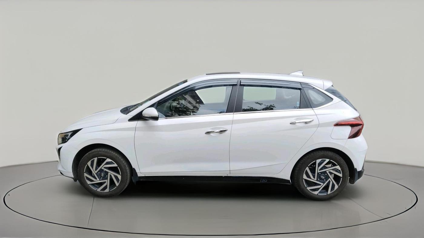 2024 Hyundai NEW I20 ASTA 1.2 MT, Petrol, Manual, 30,214 km, exterior