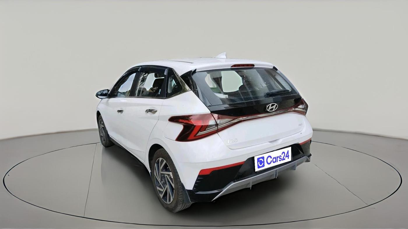 2024 Hyundai NEW I20 ASTA 1.2 MT, Petrol, Manual, 30,214 km, exterior