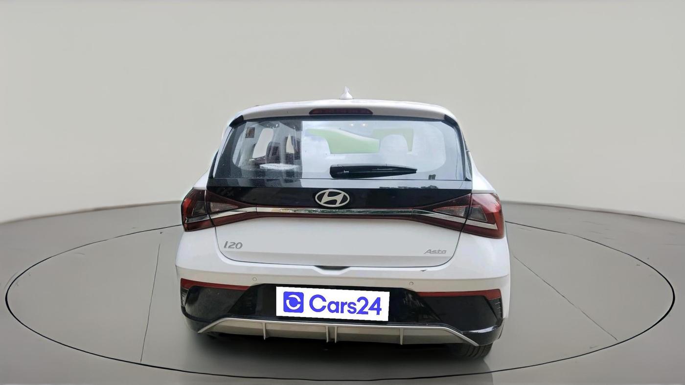 2024 Hyundai NEW I20 ASTA 1.2 MT, Petrol, Manual, 30,214 km, exterior