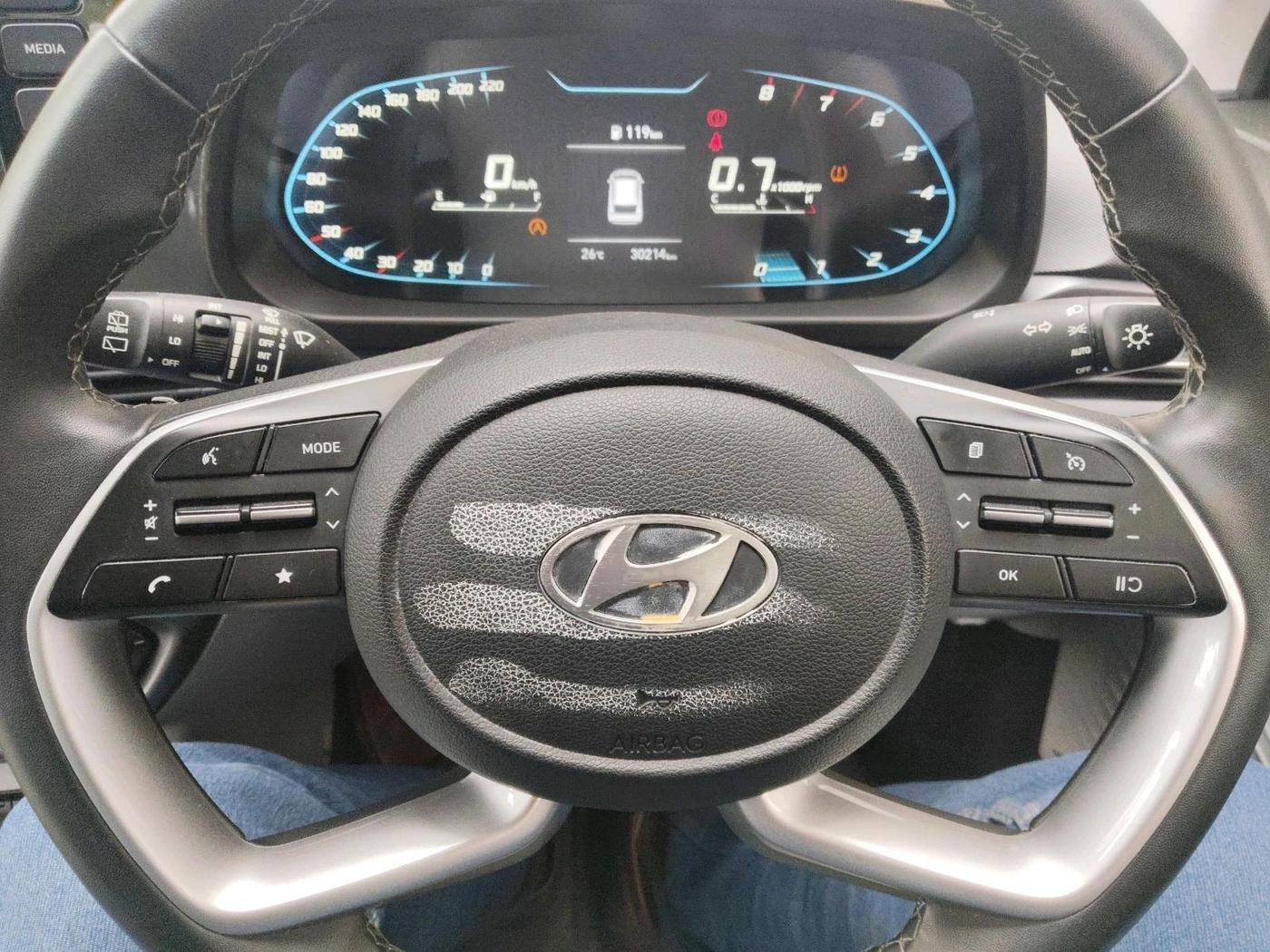 2024 Hyundai NEW I20 ASTA 1.2 MT, Petrol, Manual, 30,214 km, interior