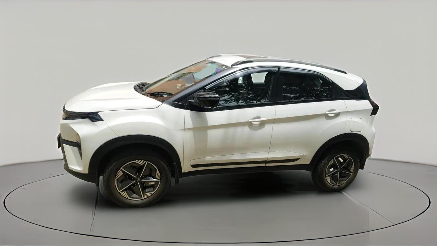 2024 Tata NEXON CREATIVE PLUS S 1.2 REVOTRON 7 DCA, Petrol, Automatic, 9,426 km, exterior