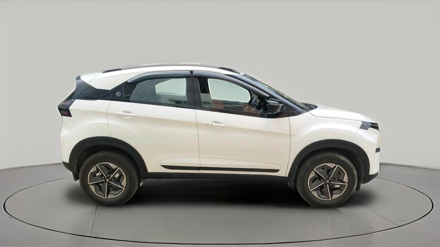 2024 Tata NEXON CREATIVE PLUS S 1.2 REVOTRON 7 DCA, Petrol, Automatic, 9,426 km, exterior