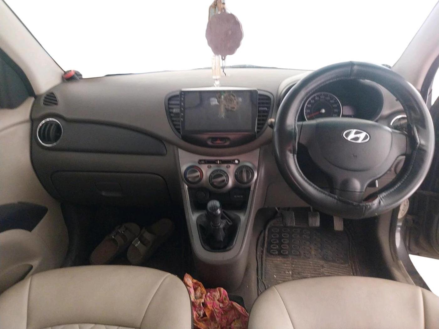 2010 Hyundai i10 SPORTZ 1.2, Petrol, Manual, 65,726 km, interior