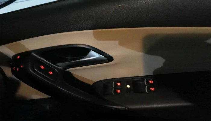 2019 Volkswagen Ameo HIGHLINE PLUS 1.5L AT 16 ALLOY, Diesel, Automatic, 48,114 km, interior