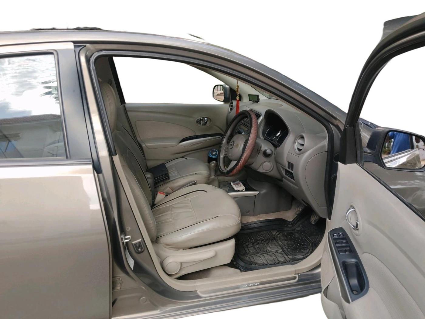2012 Nissan Sunny XV DIESEL, Diesel, Manual, 1,45,140 km, interior