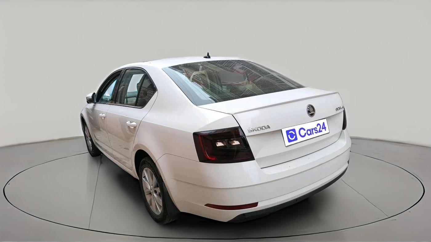 2018 Skoda Octavia L&K 1.8 TSI AT, Petrol, Automatic, 73,354 km, exterior
