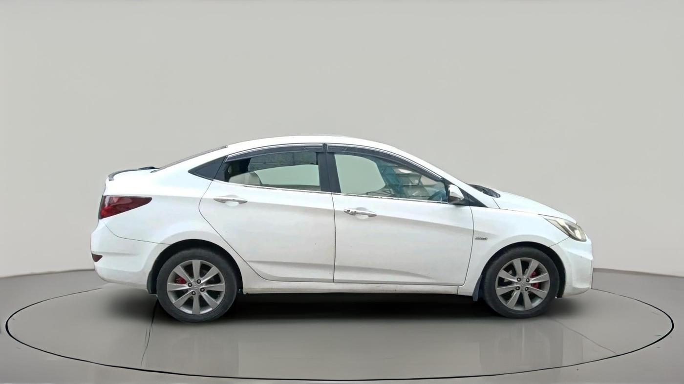2012 Hyundai Verna FLUIDIC 1.6 CRDI SX OPT, Diesel, Manual, 1,15,953 km, exterior