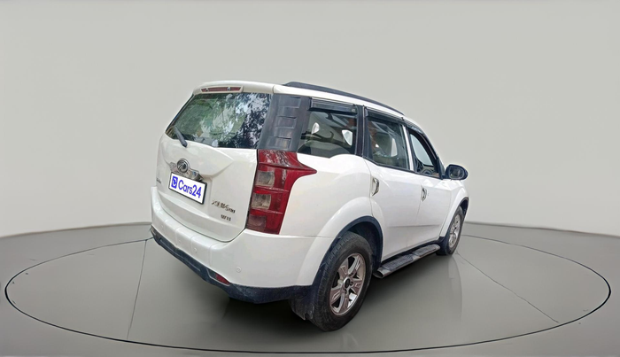 2012 Mahindra XUV500 W8, Diesel, Manual, 1,50,073 km, exterior