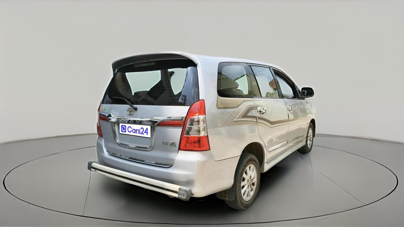 2014 Toyota Innova 2.5 ZX 7 STR, Diesel, Manual, 81,000 km, exterior