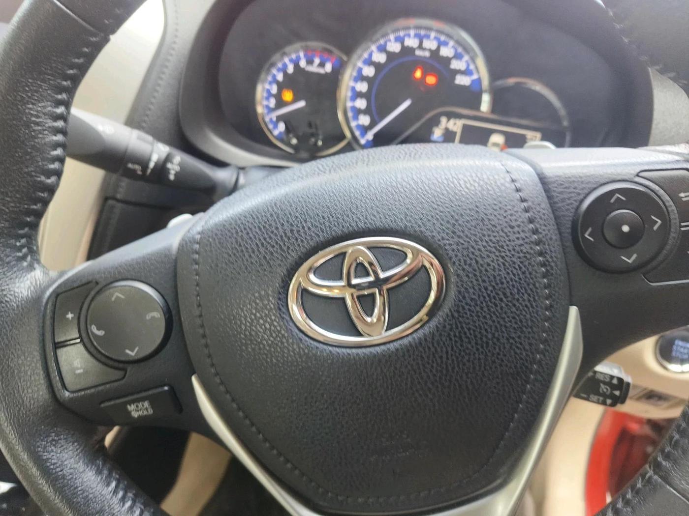 2018 Toyota YARIS VX CVT, Petrol, Automatic, 35,493 km, interior