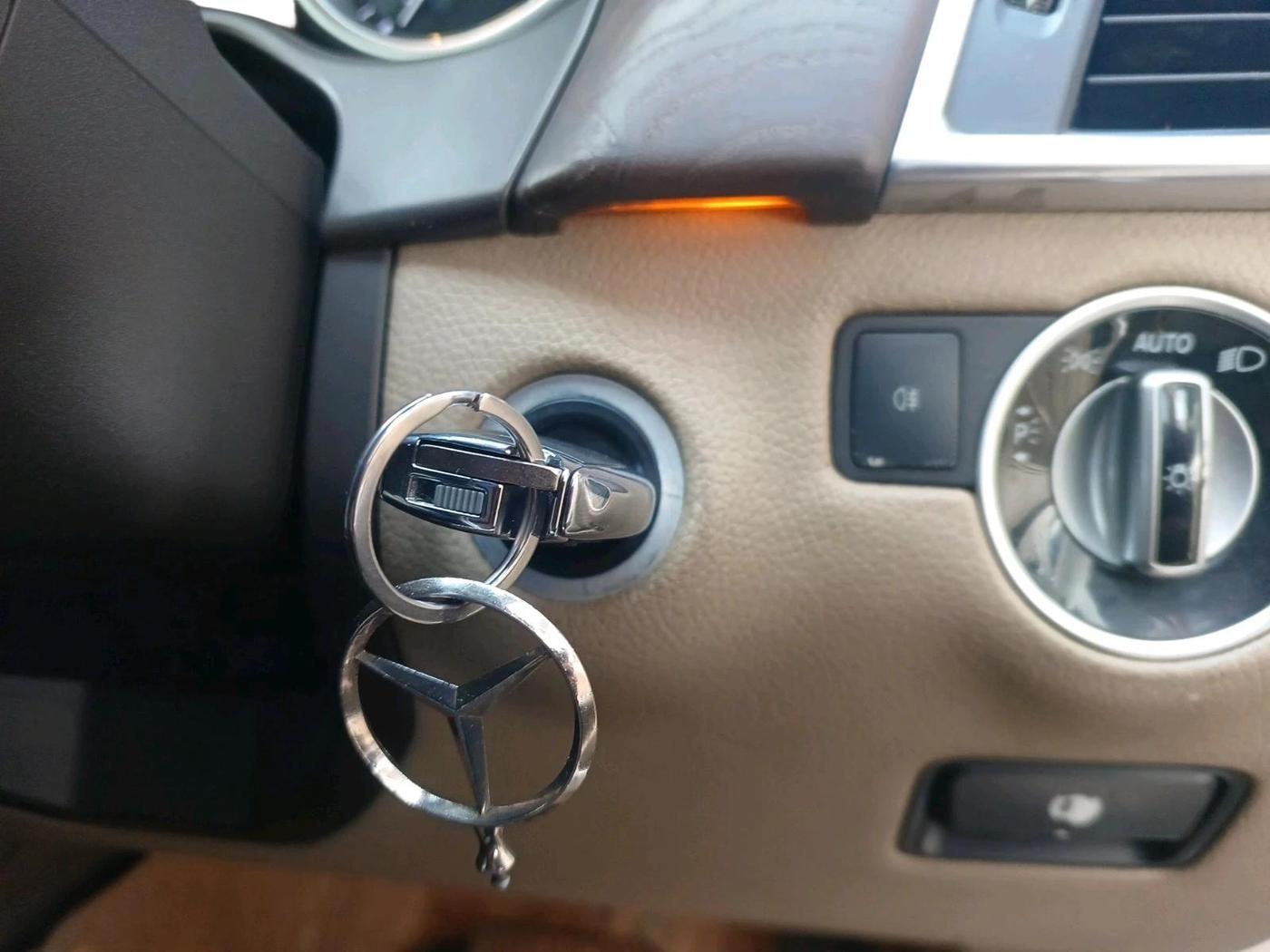 2014 Mercedes Benz GL Class 350 CDI 4Matic, Diesel, Automatic, 80,569 km, interior