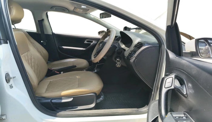 2021 Volkswagen Polo COMFORTLINE 1.0L TSI AT, Petrol, Automatic, 32,036 km, interior