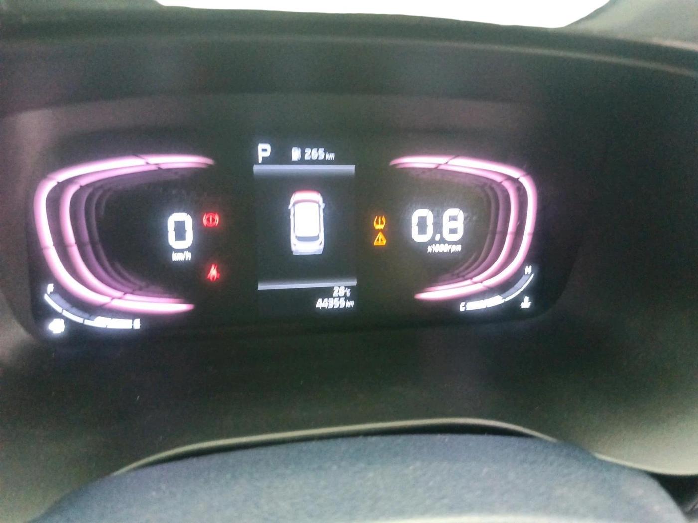 2022 KIA CARENS LUXURY PLUS 1.5 DIESEL AT 7 STR, Diesel, Automatic, 44,355 km, interior