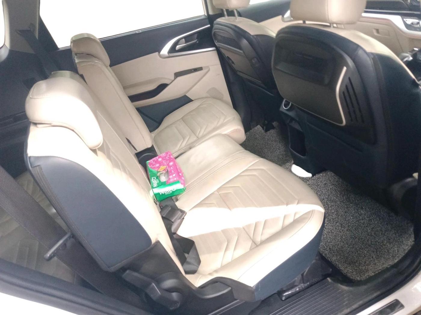 2022 KIA CARENS LUXURY PLUS 1.5 DIESEL AT 7 STR, Diesel, Automatic, 44,355 km, interior