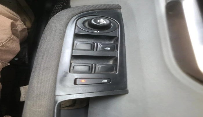 2020 Tata ALTROZ XZ PETROL, Petrol, Manual, 88,416 km, interior