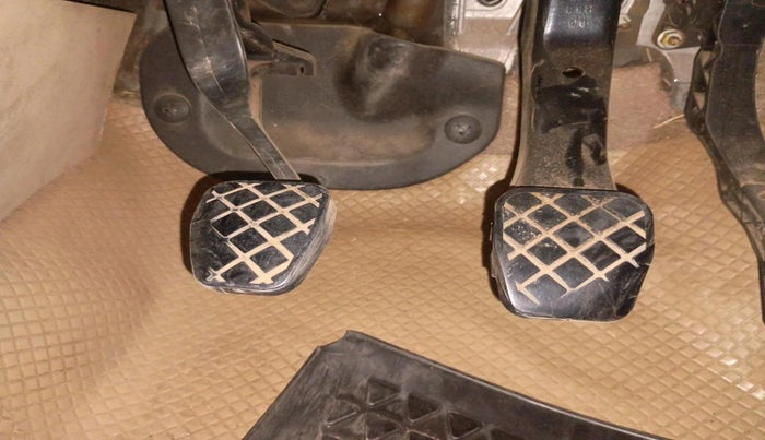 2012 Volkswagen Vento HIGHLINE DIESEL 1.6, Diesel, Manual, 2,39,654 km, interior