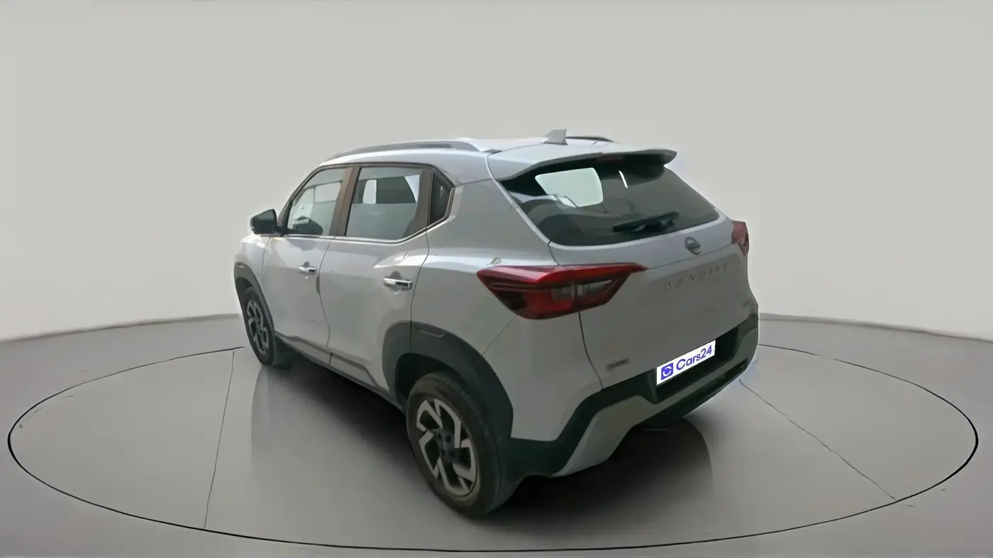 2022 Nissan MAGNITE XV PREMIUM TURBO CVT, Petrol, Automatic, 32,077 km, exterior