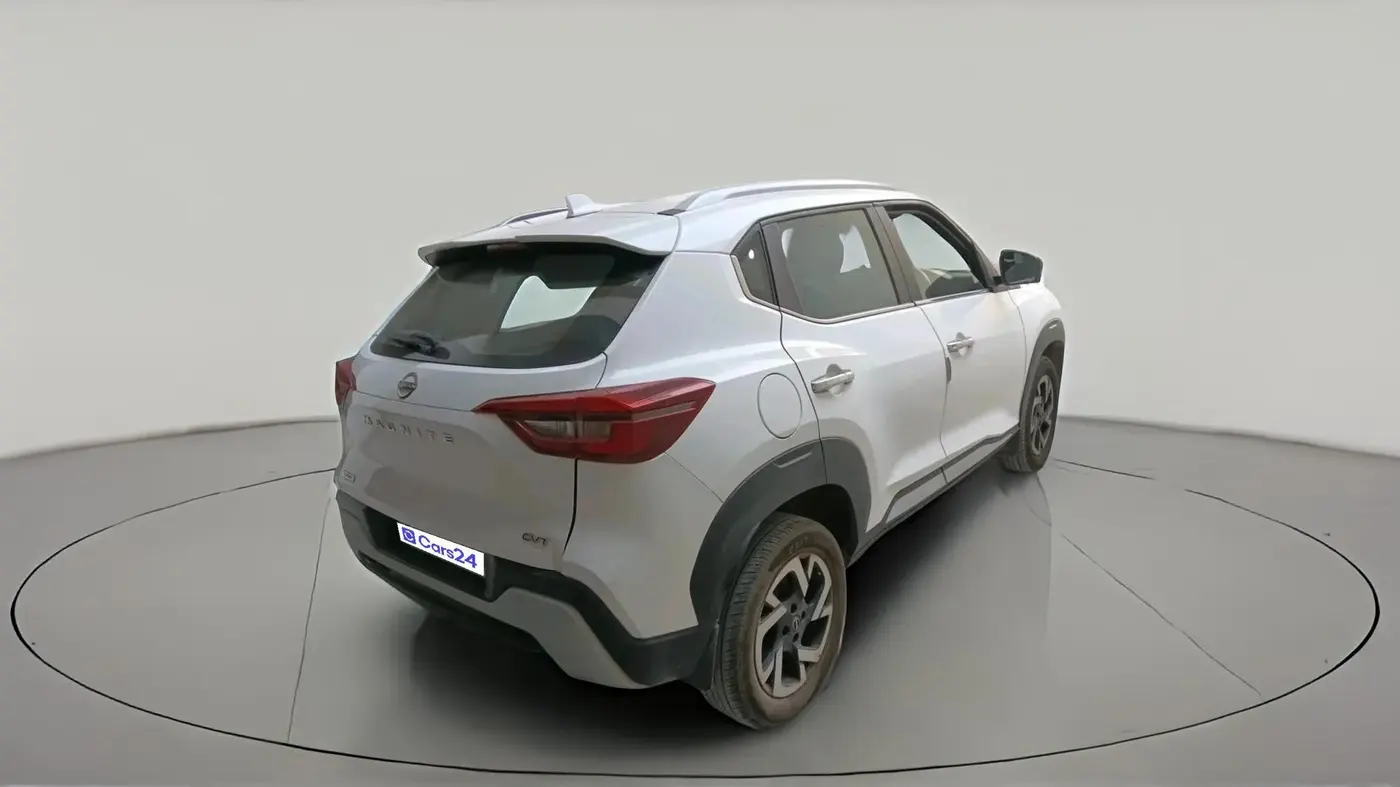2022 Nissan MAGNITE XV PREMIUM TURBO CVT, Petrol, Automatic, 32,077 km, exterior