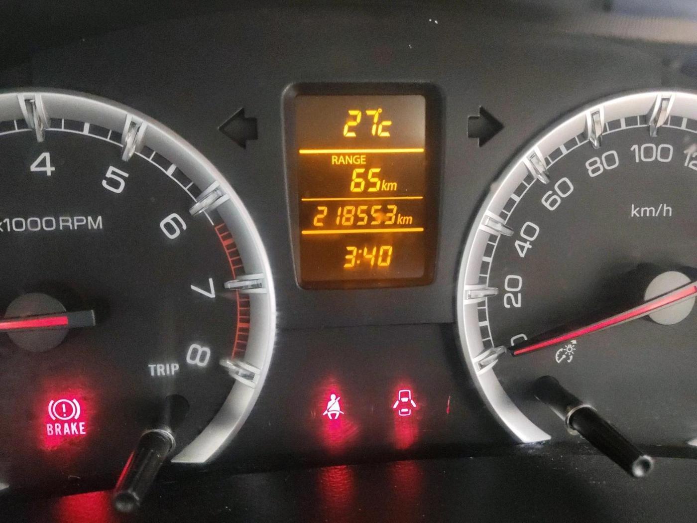 2012 Maruti Swift ZXI, Petrol, Manual, 2,18,553 km, interior