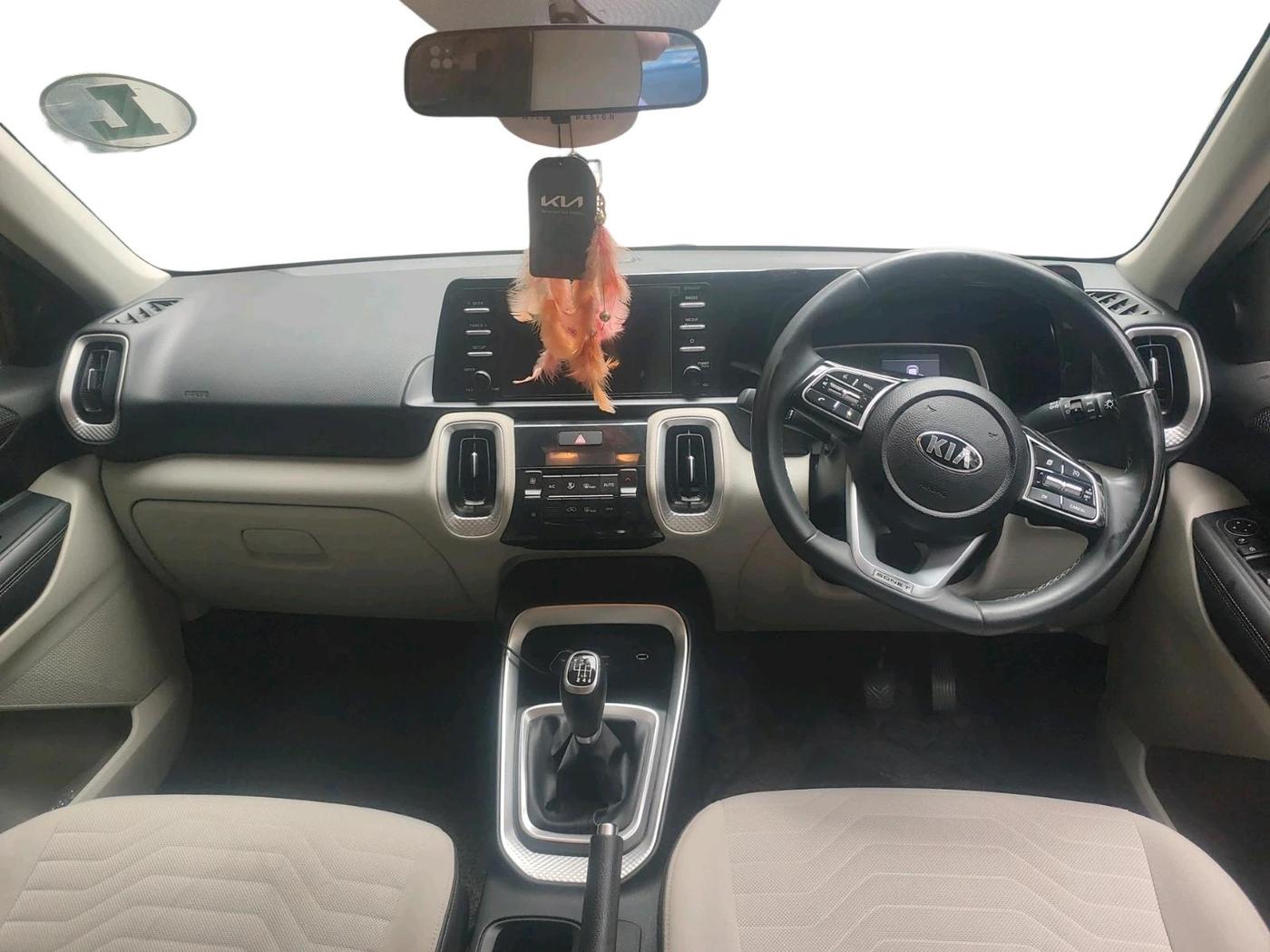 2020 KIA SONET HTX 1.0 IMT, Petrol, Manual, 34,738 km, interior