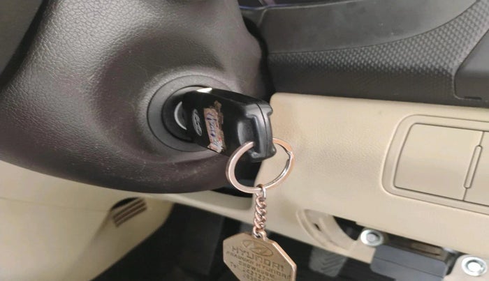 2012 Hyundai Verna FLUIDIC 1.4 VTVT, Petrol, Manual, 38,389 km, interior