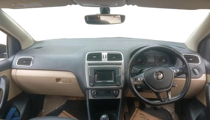 2017 Volkswagen Polo HIGHLINE1.2L, Petrol, Manual, 60,461 km, interior
