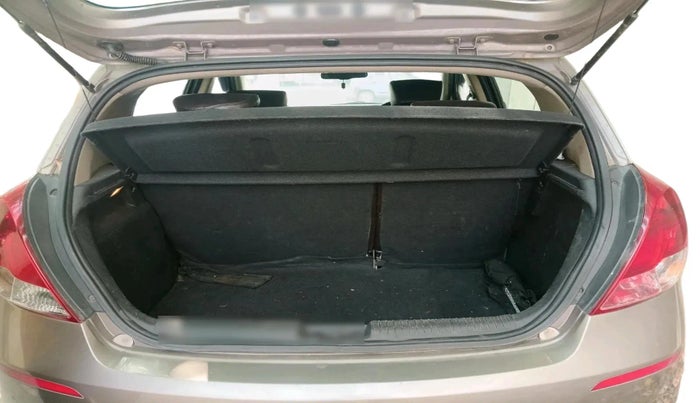 2012 Hyundai i20 SPORTZ 1.4 CRDI, Diesel, Manual, 1,83,285 km, exterior