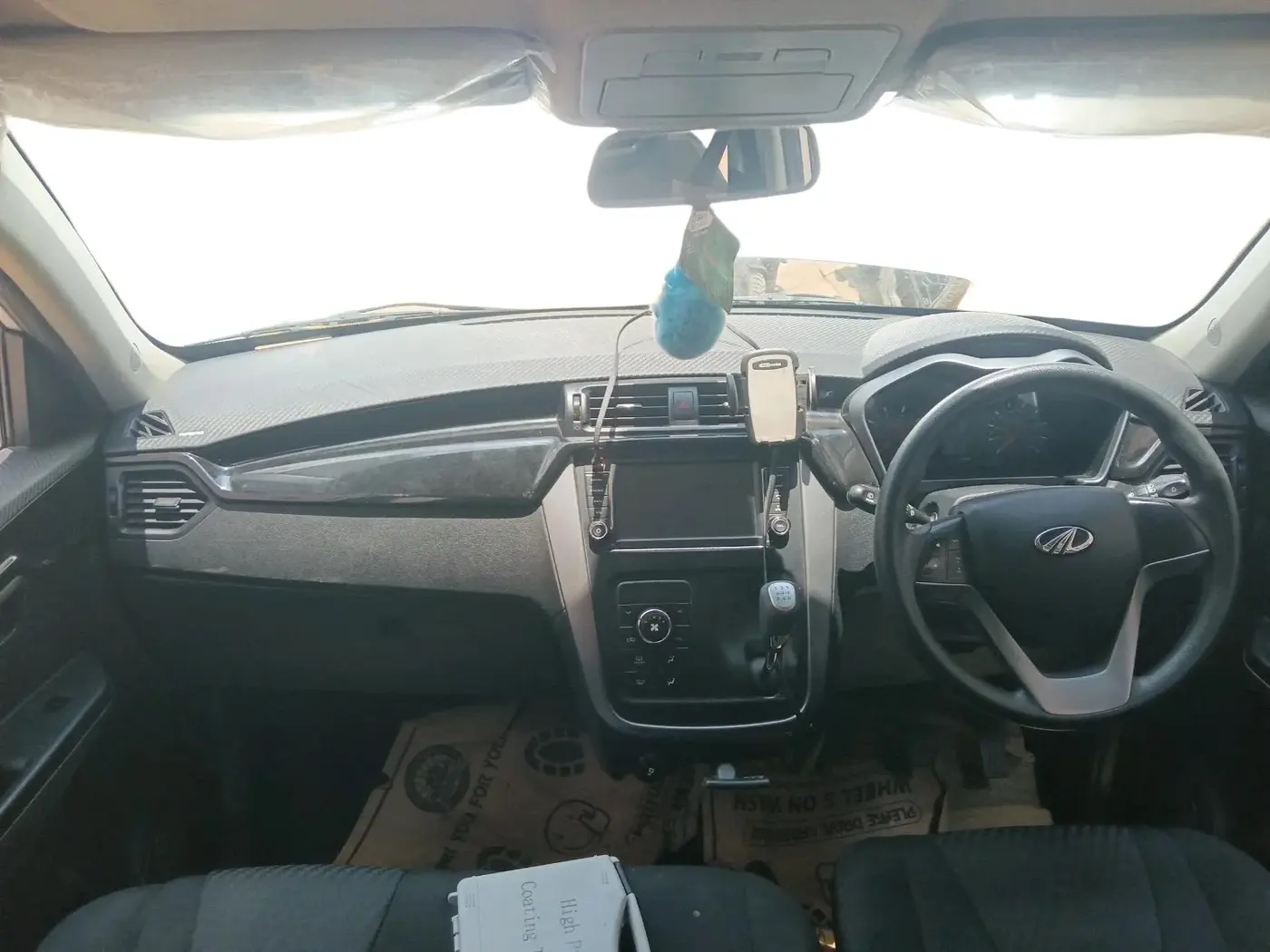 2018 Mahindra KUV 100 NXT K8 P 6 STR, Petrol, Manual, 31,309 km, interior
