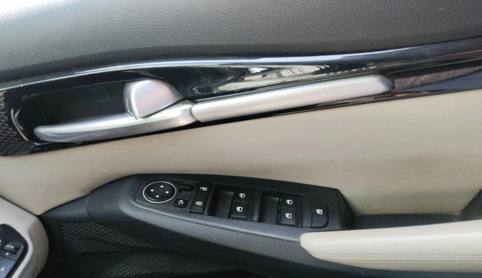 2020 KIA SELTOS HTX 1.5 DIESEL, Diesel, Manual, 1,73,118 km, interior