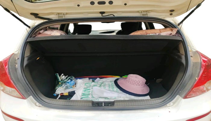 2012 Hyundai i20 ASTA 1.2, Petrol, Manual, 77,817 km, exterior