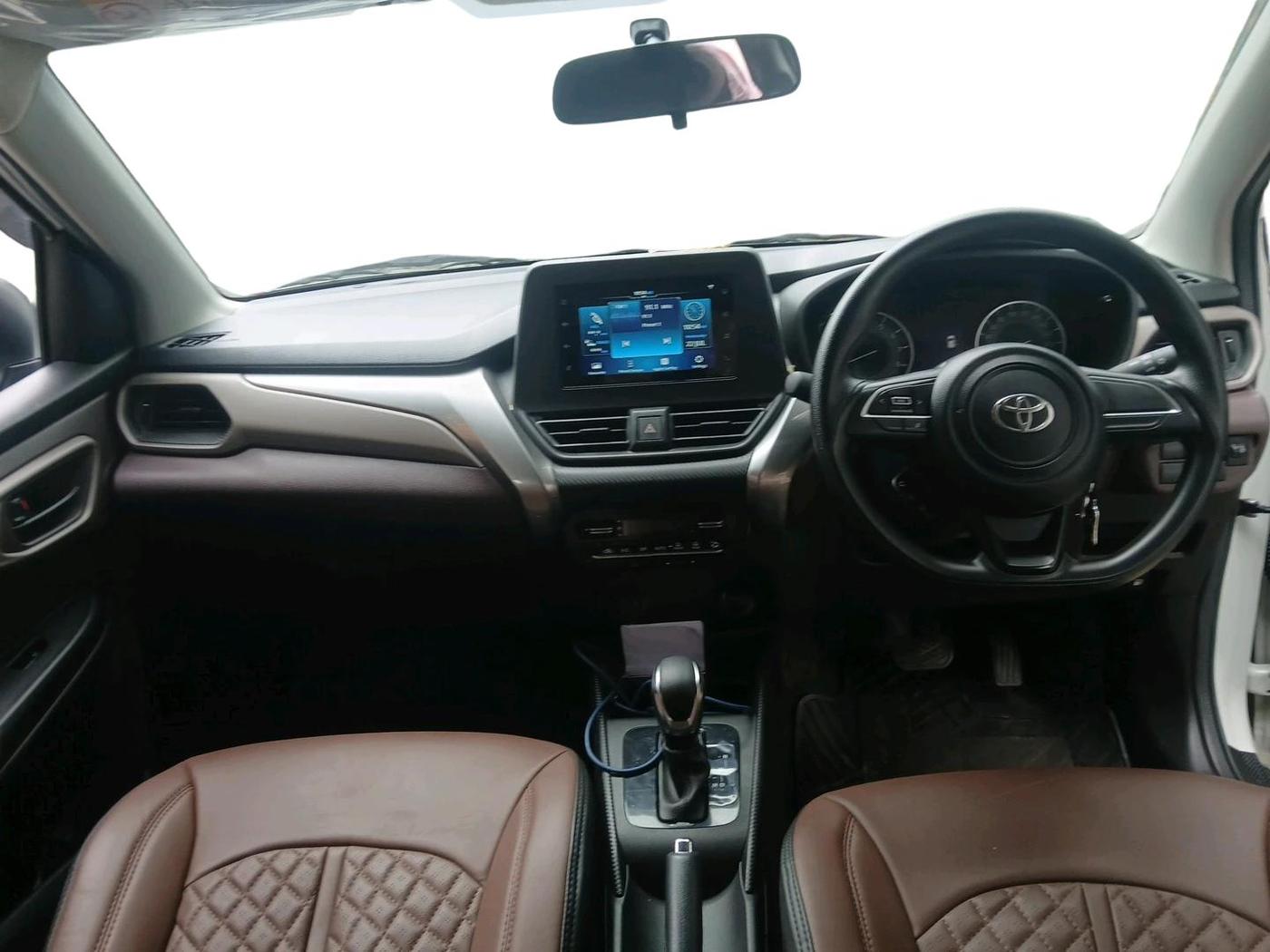 2025 Toyota Urban Cruiser Taisor S Plus 1.2 Petrol AMT, Petrol, Automatic, 4,318 km, interior
