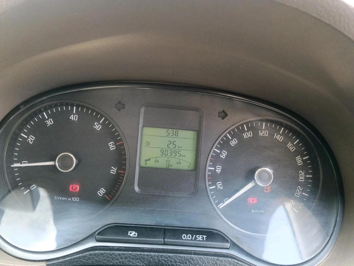 2013 Skoda Rapid ELEGANCE 1.6 MPI MT, Petrol, Manual, 90,395 km, interior