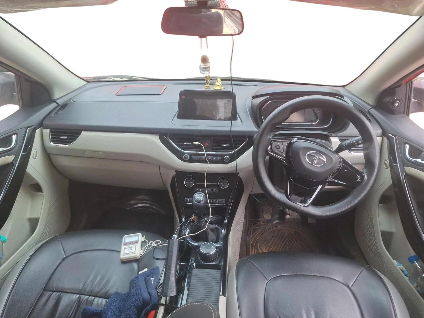 2020 Tata NEXON XZ PLUS PETROL, Petrol, Manual, 71,675 km, interior