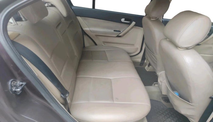 2011 Ford Fiesta EXI 1.6 PETROL, Petrol, Manual, 1,00,956 km, interior