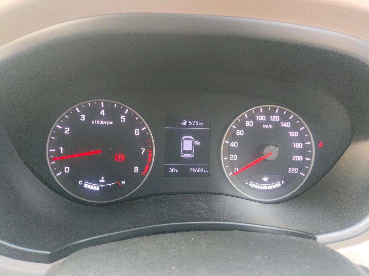2018 Hyundai Elite i20 ASTA 1.2 (O), Petrol, Manual, 29,684 km, interior