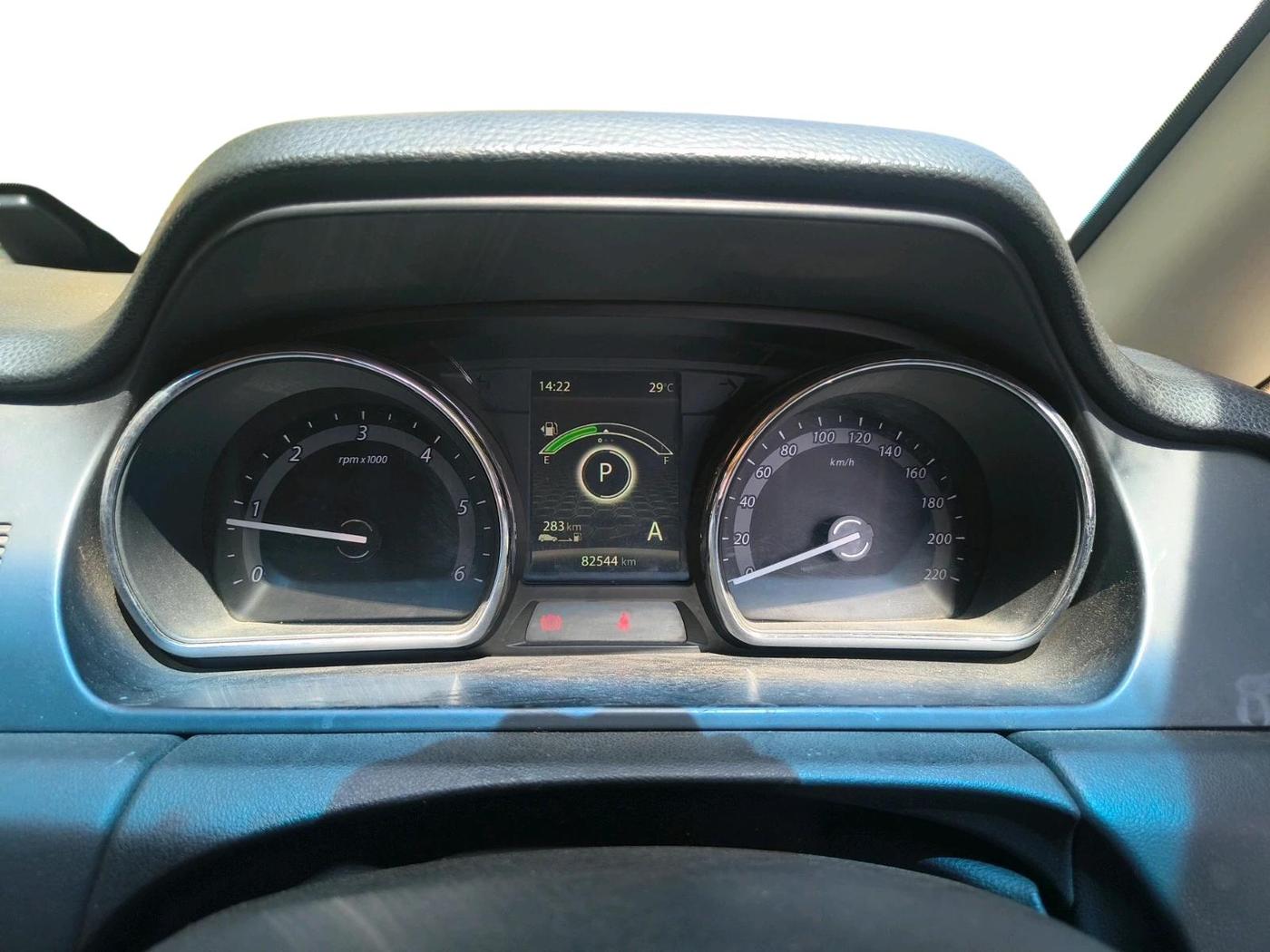 2017 Tata Hexa XTA 4X2 7 STR, Diesel, Automatic, 82,544 km, interior