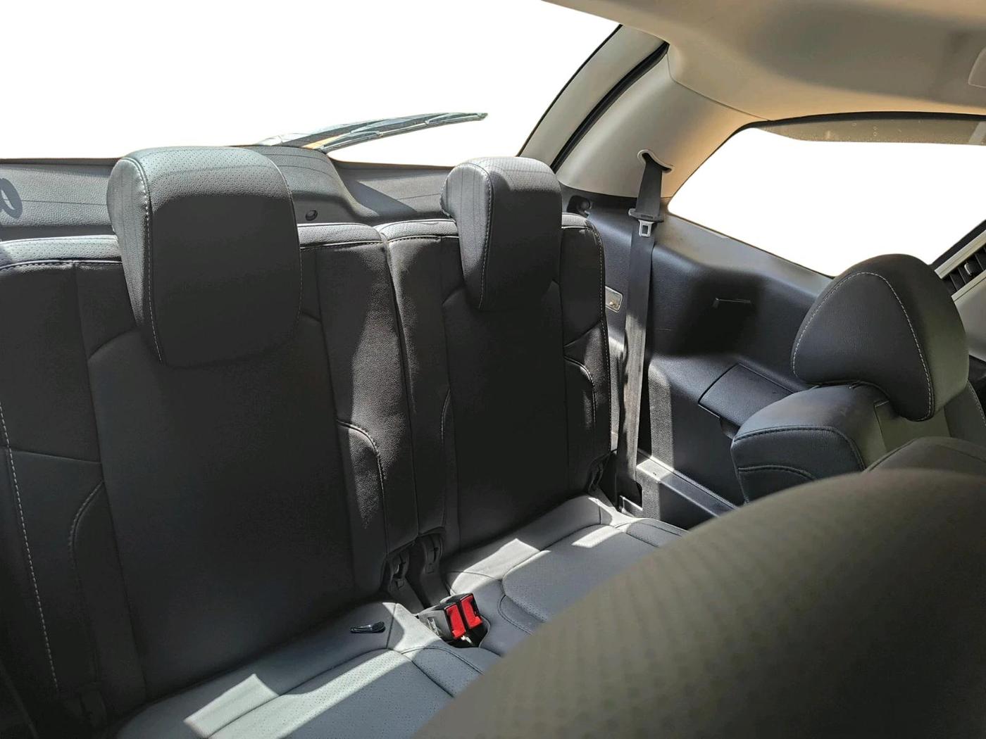 2017 Tata Hexa XTA 4X2 7 STR, Diesel, Automatic, 82,544 km, interior