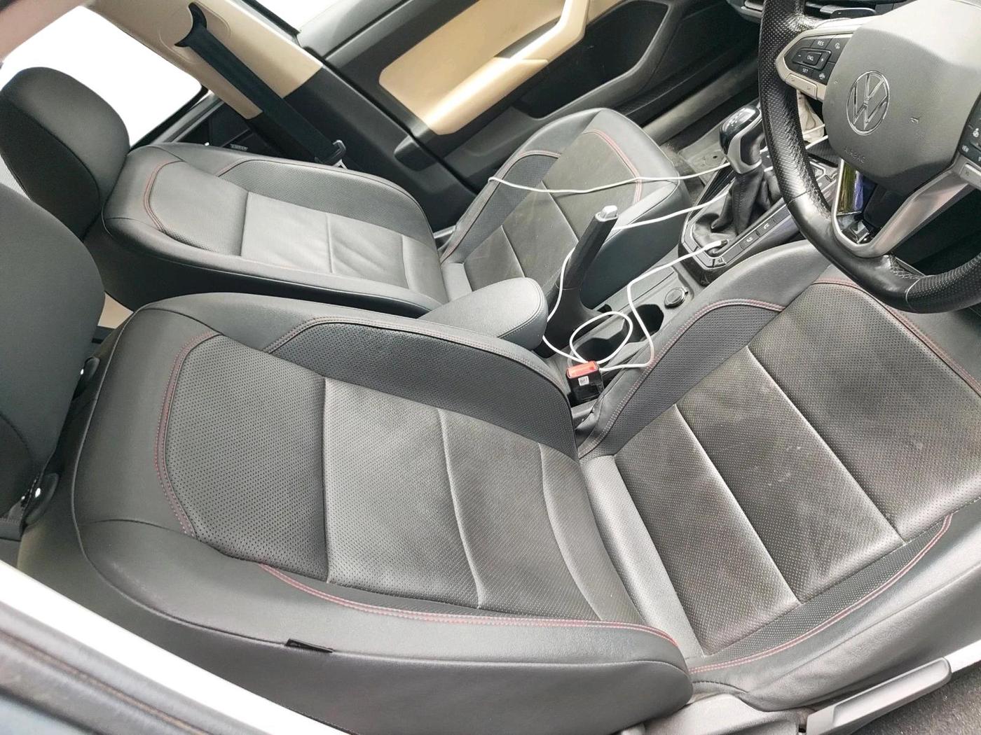 2023 Volkswagen VIRTUS GT PLUS TSI 1.5 EVO DSG, Petrol, Automatic, 30,010 km, interior